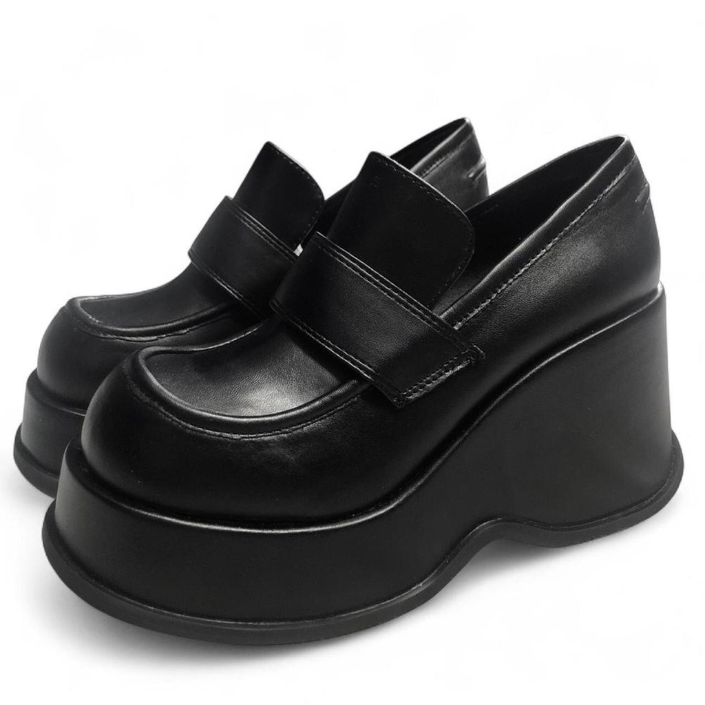 Dolls Kill Soul Meets Body Loafers
